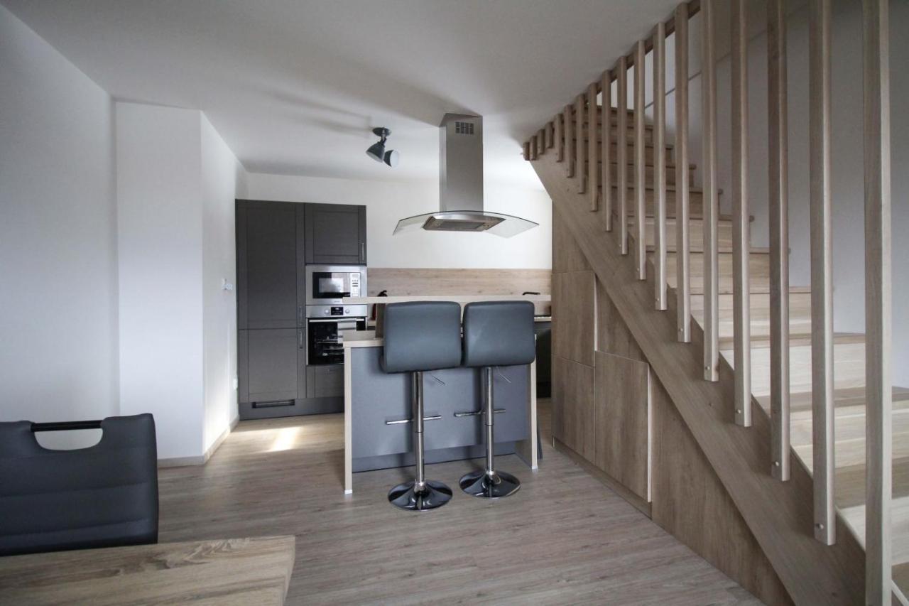 Apartman Pod Hrebienkom Veľký Slavkov Exteriör bild